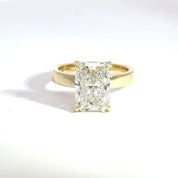 4.09ct E-VVS2 Radiant Lab Diamond Fate
