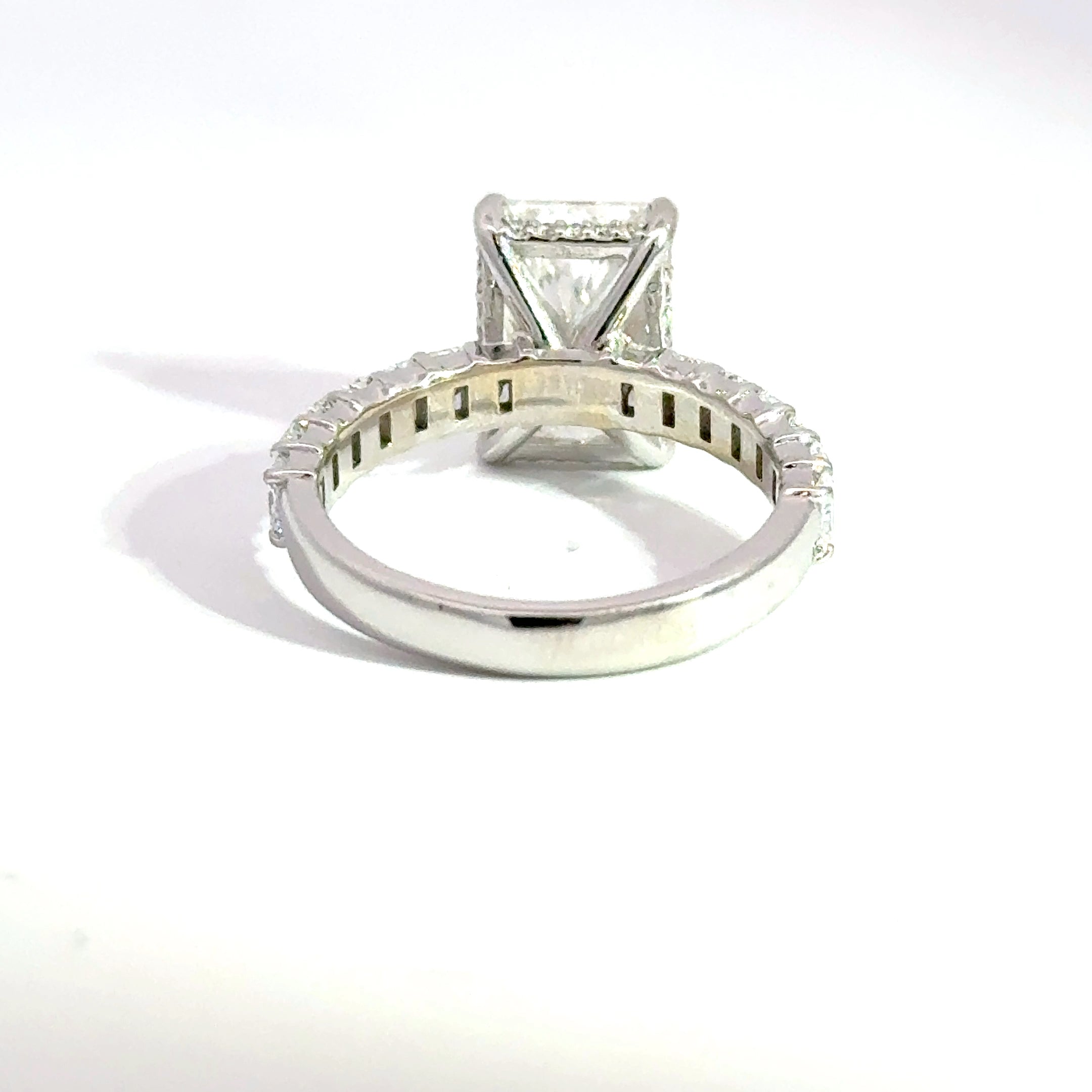 4.00ct F-VVS2 Radiant Lab Diamond Eterna