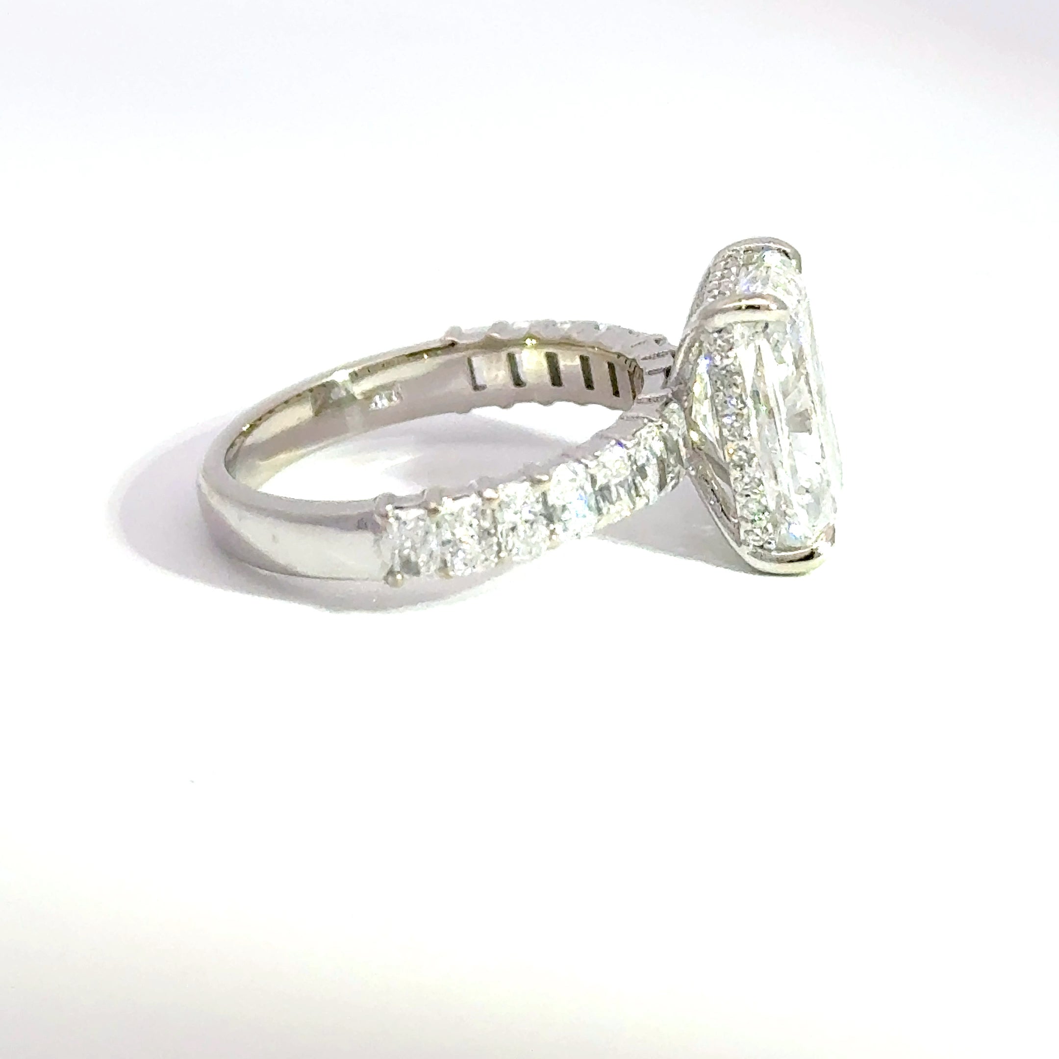 4.00ct F-VVS2 Radiant Lab Diamond Eterna