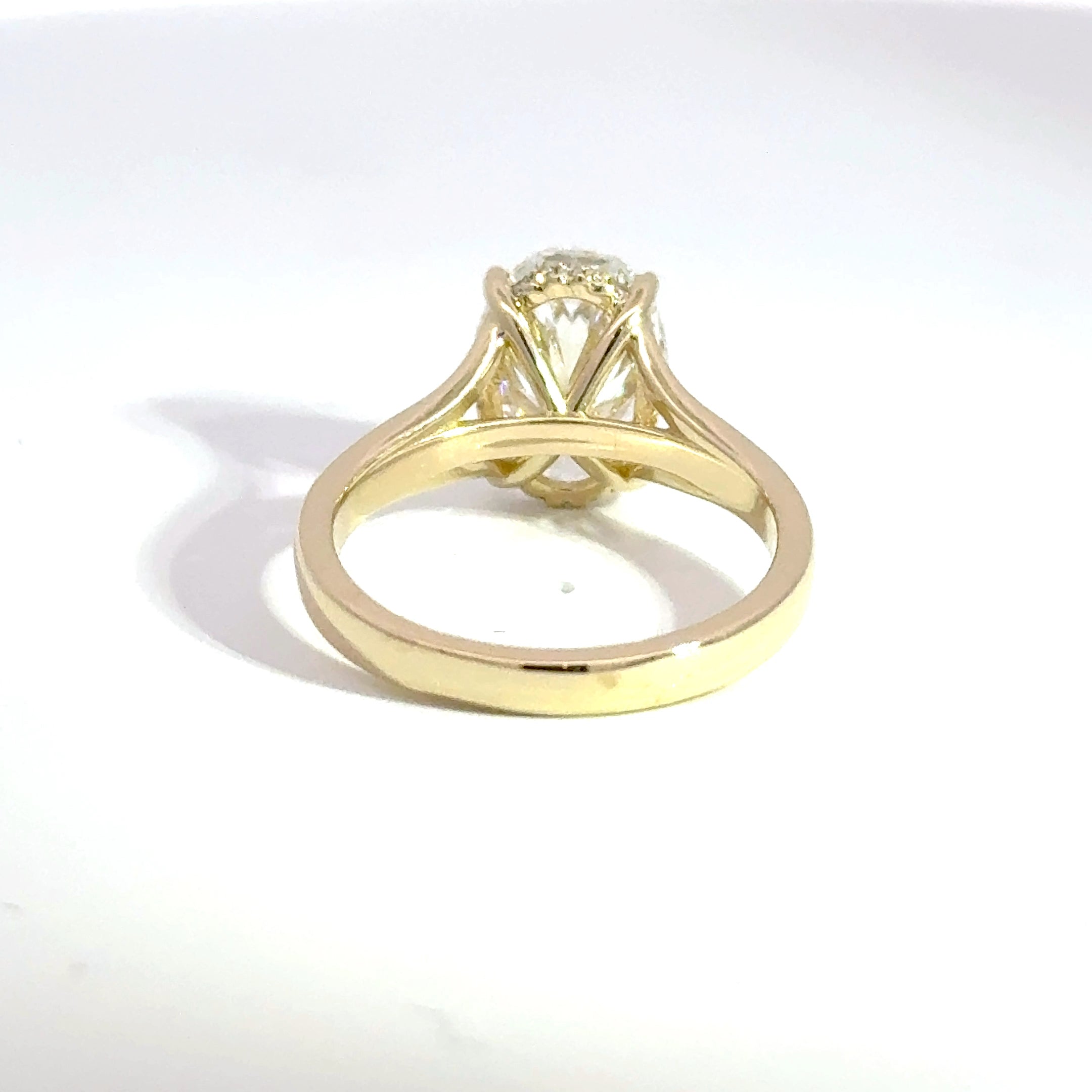 3.08ct E-VVS2 Oval Lab Diamond Evermore